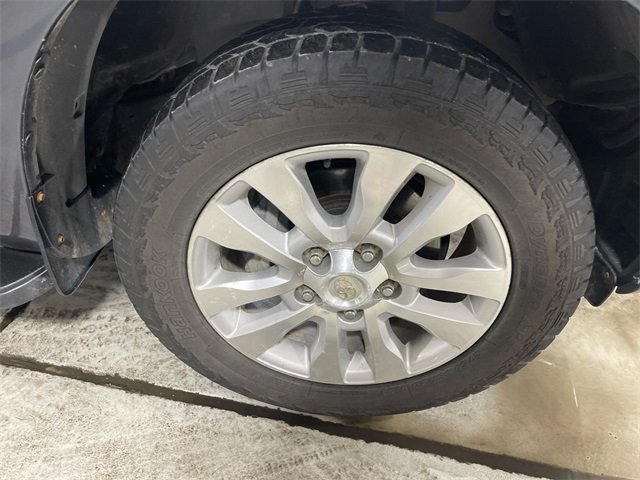 2010 Toyota Sequoia Platinum photo 10