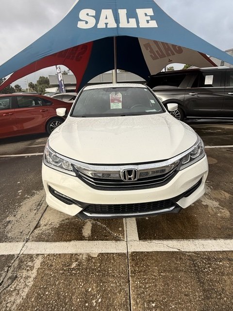 2016 Honda Accord Sport photo 4