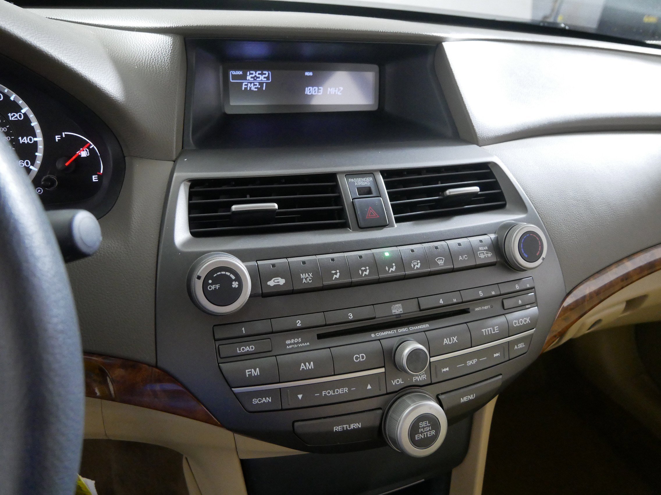 2009 Honda Accord EX photo 21