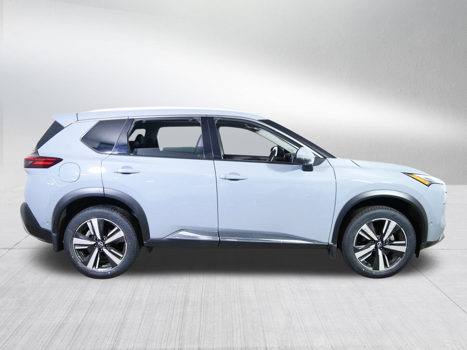 2022 Nissan Rogue Platinum photo 8