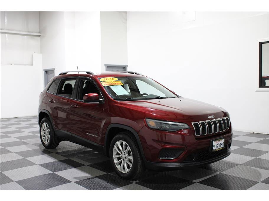 2020 Jeep Cherokee Latitude photo 2