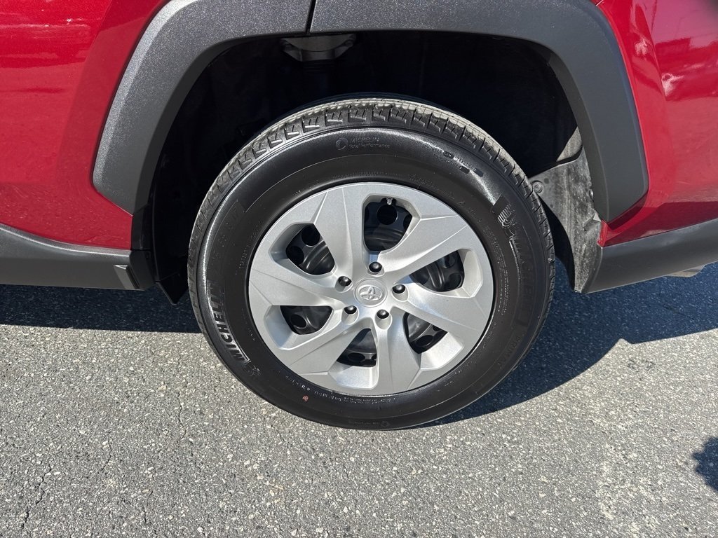 2023 Toyota RAV4 LE photo 26