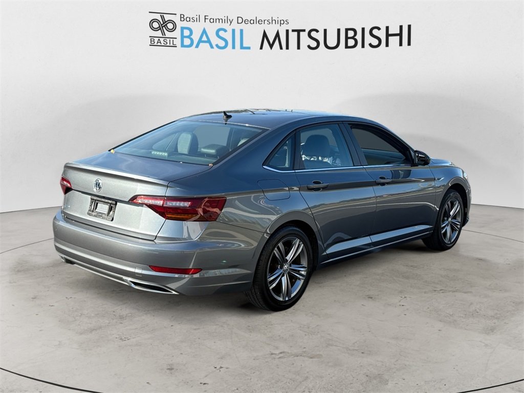 2019 Volkswagen Jetta R-Line photo 5