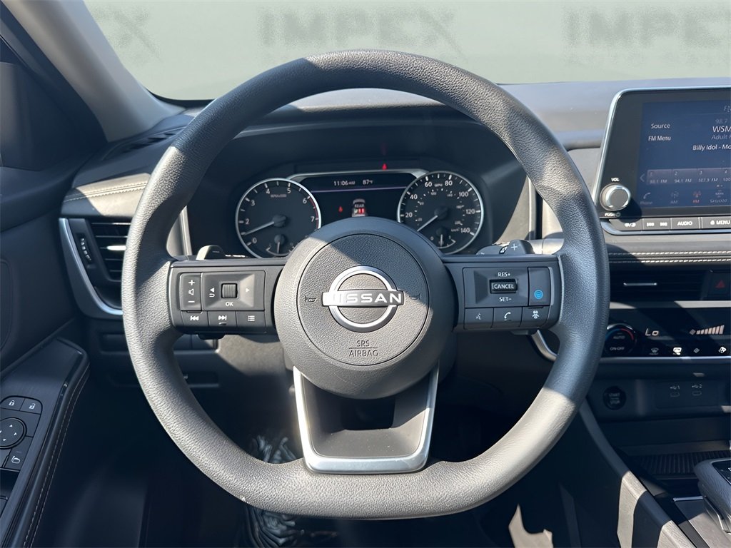 2024 Nissan Rogue SV photo 12