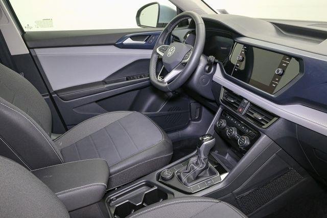 2024 Volkswagen Taos SE photo 16