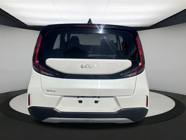2023 Kia Soul LX photo 4
