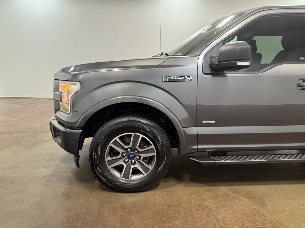 2017 Ford F-150 XLT photo 34