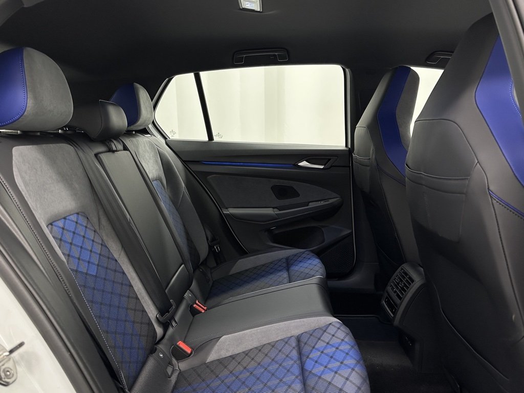 2025 Volkswagen Golf R 2.0 TSI photo 21