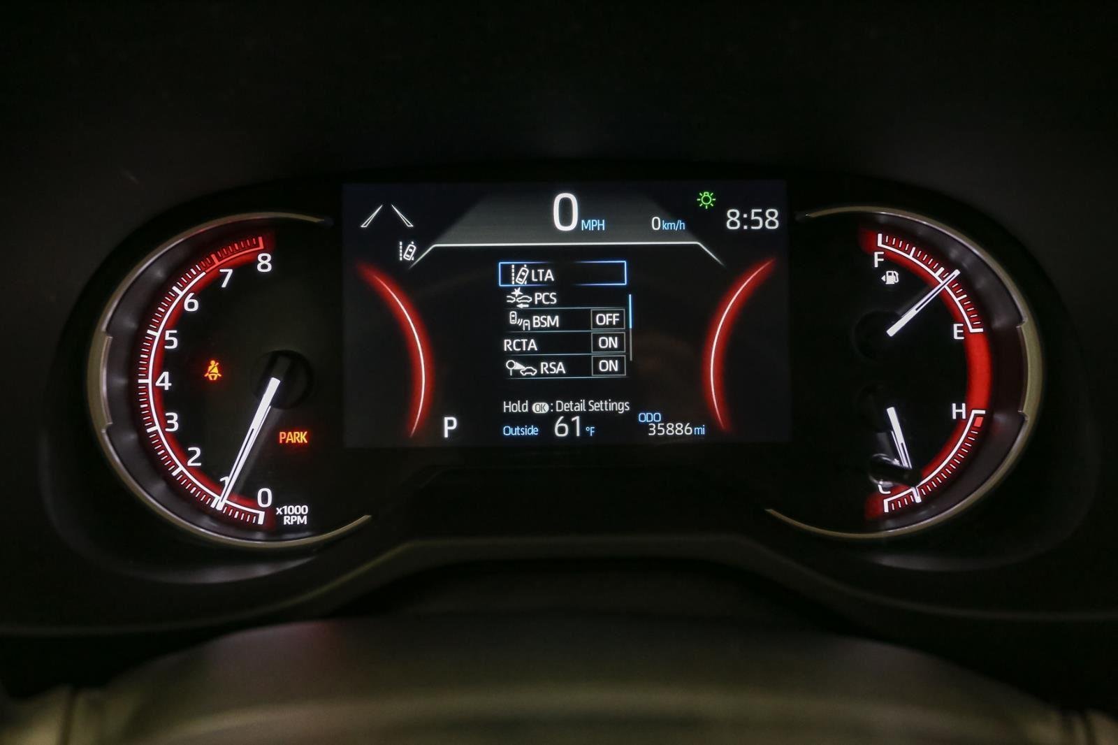 2024 Toyota RAV4 XLE photo 31