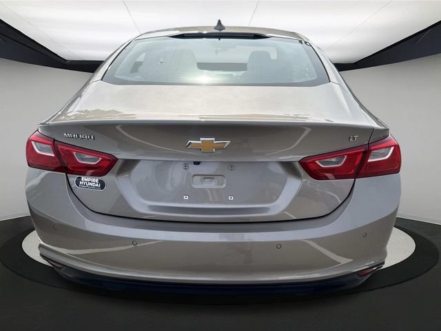 2025 Chevrolet Malibu 1LT photo 3