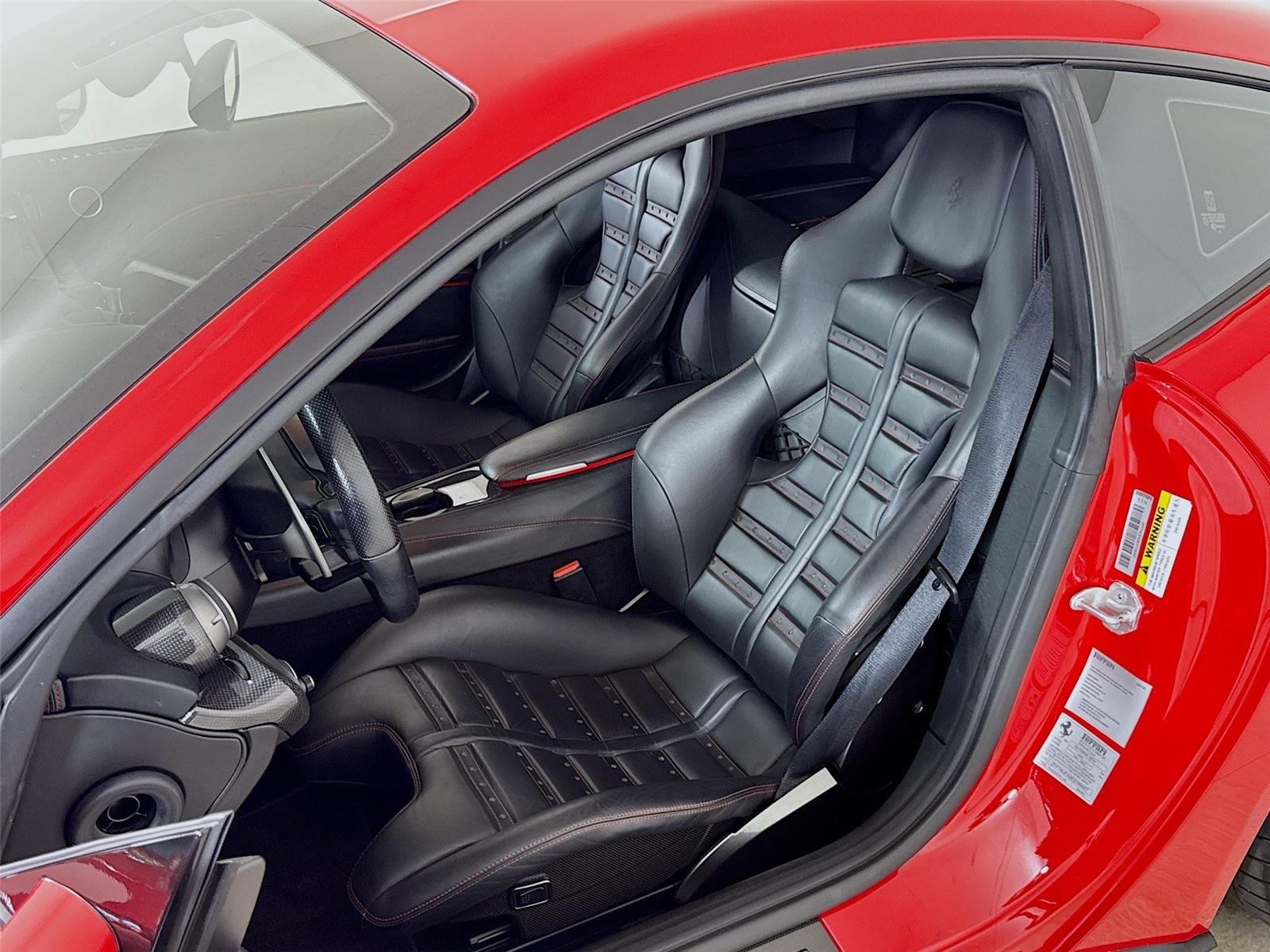 2014 Ferrari F12 Berlinetta Berlinetta photo 10