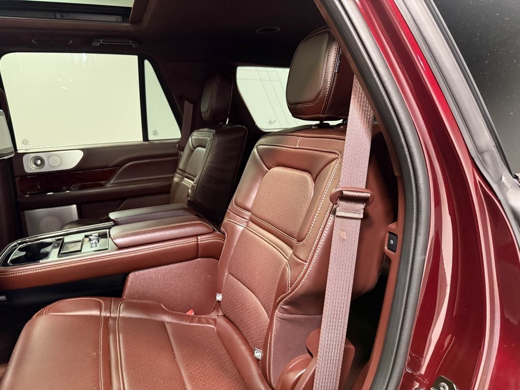 2021 Lincoln Navigator Black Label photo 44