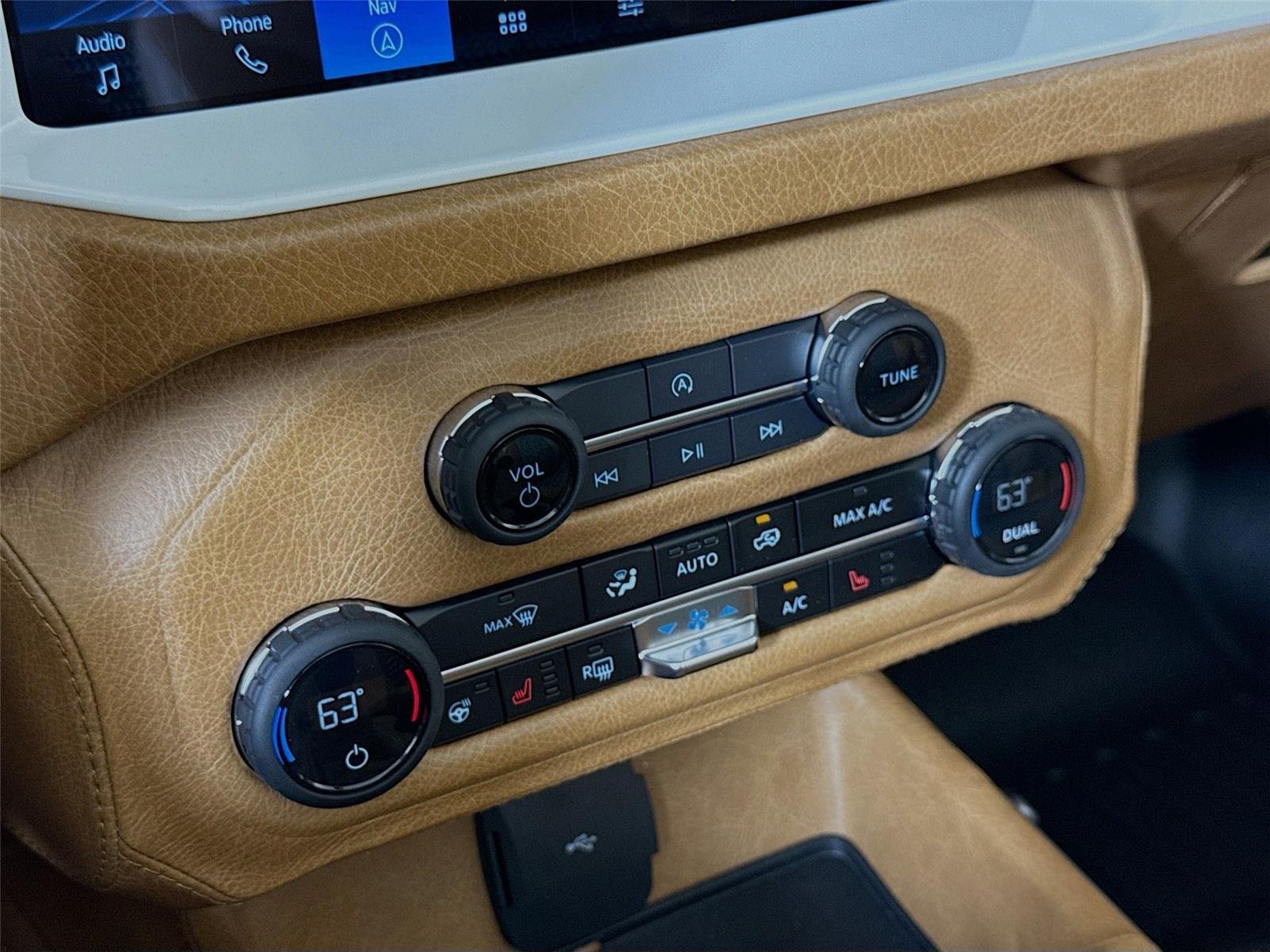 2025 Ford Bronco Badlands photo 14
