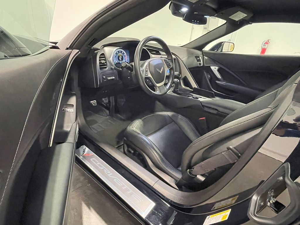 2015 Chevrolet Corvette Stingray 2LT photo 47