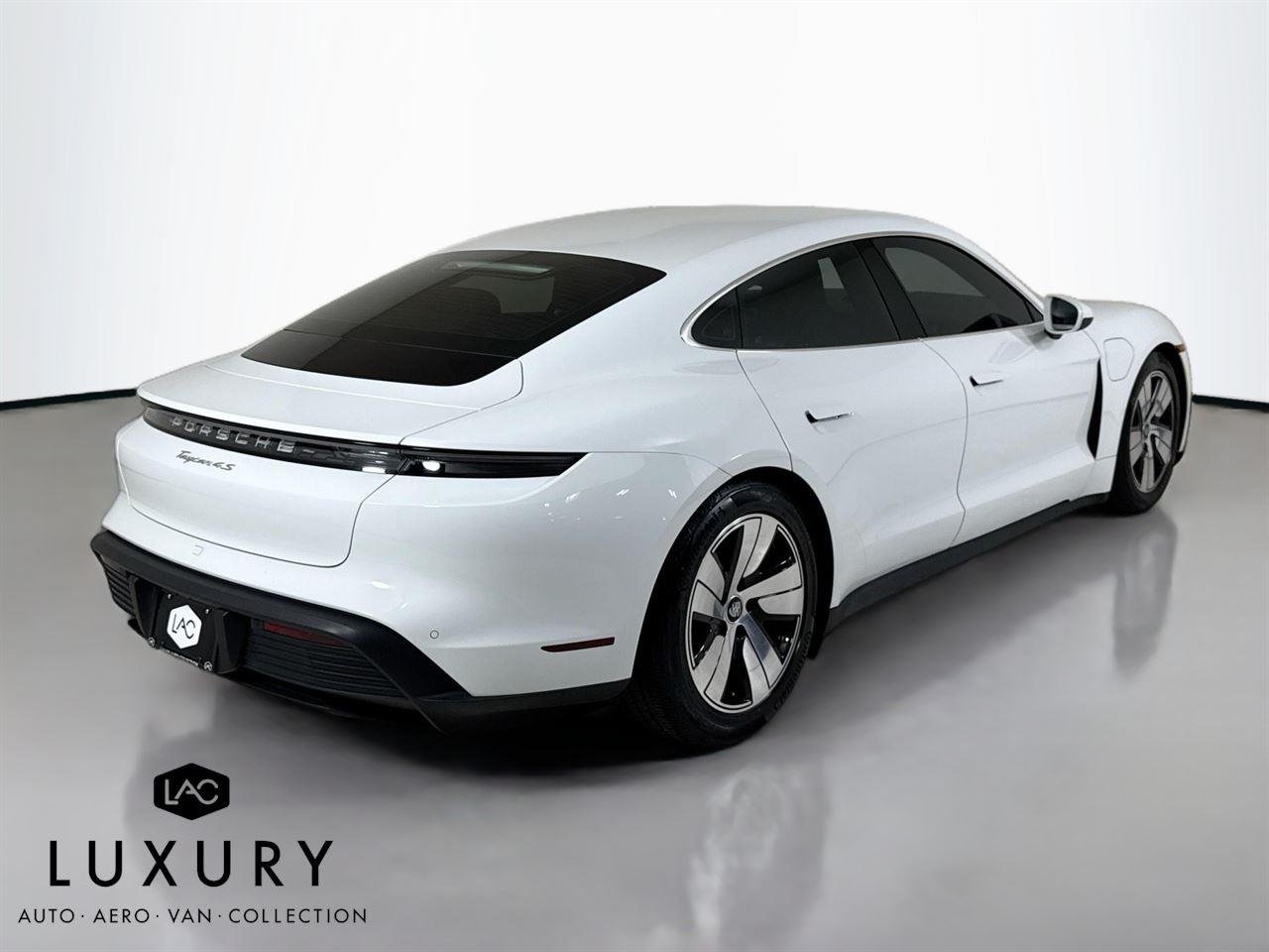 2023 Porsche Taycan 4S photo 4