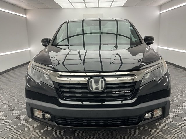 2019 Honda Ridgeline Black Edition photo 2