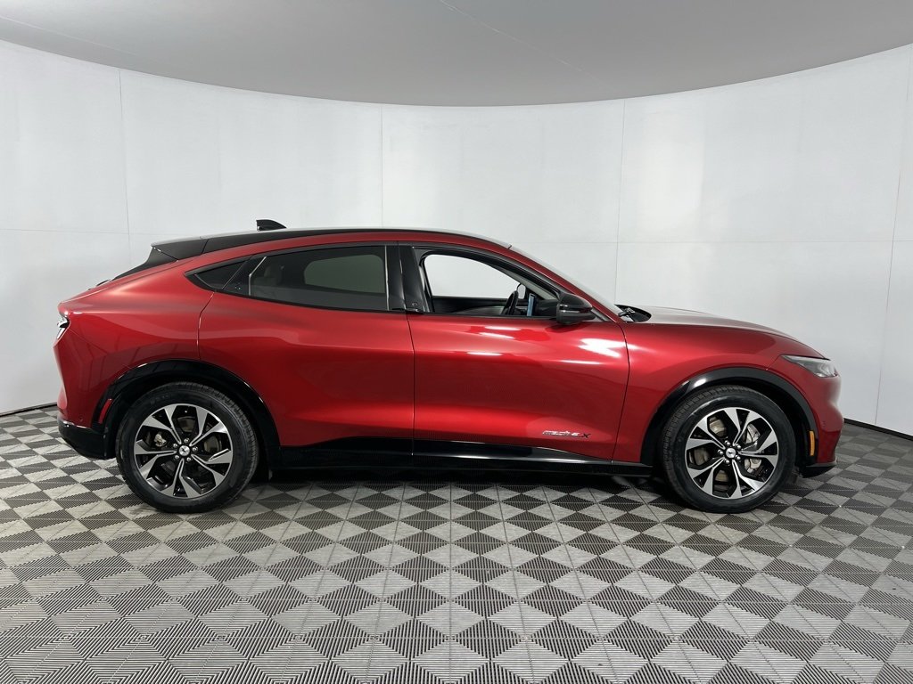 2021 Ford Mustang Mach-E Premium photo 3