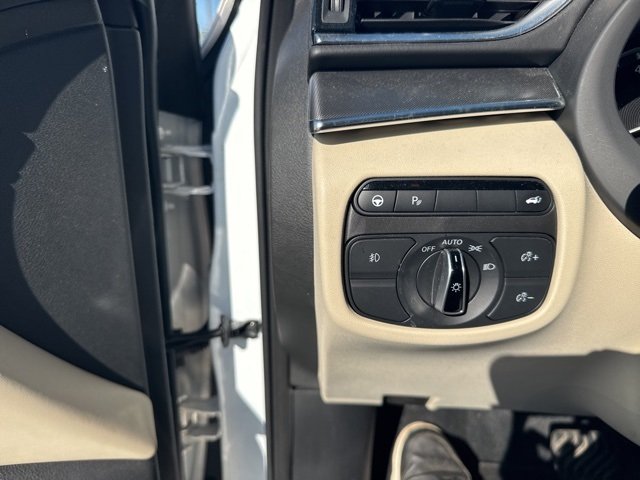 2022 Infiniti QX50 Luxe photo 11
