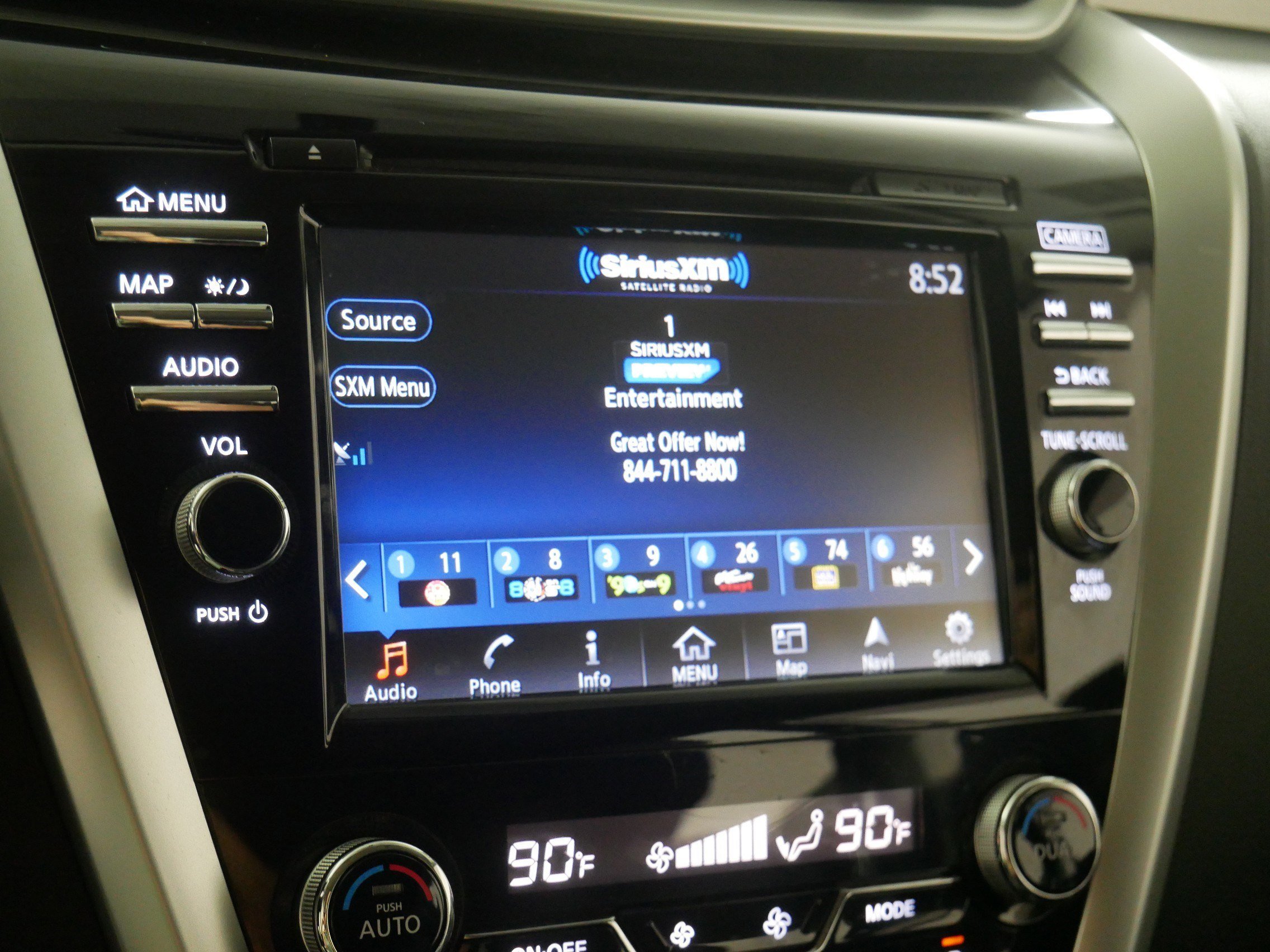 2017 Nissan Murano S photo 21