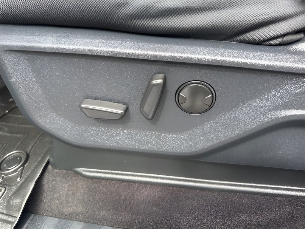 2023 Ford F-150 XLT photo 10