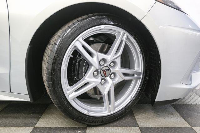 2021 Chevrolet Corvette Stingray 2LT photo 17
