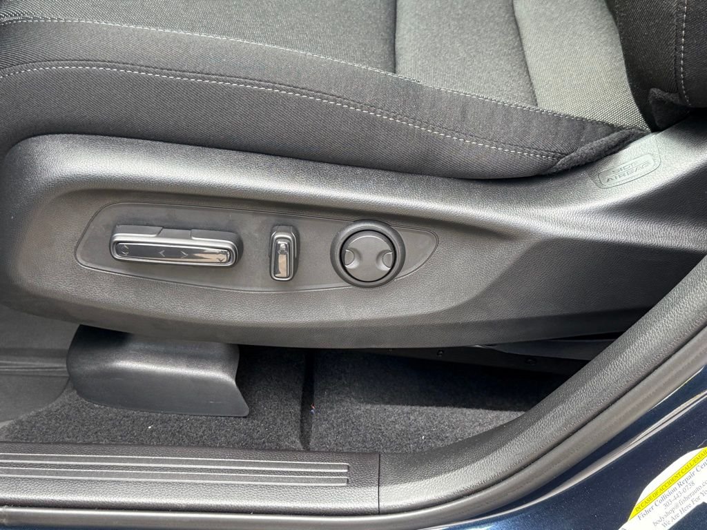 2025 Honda CR-V EX photo 28