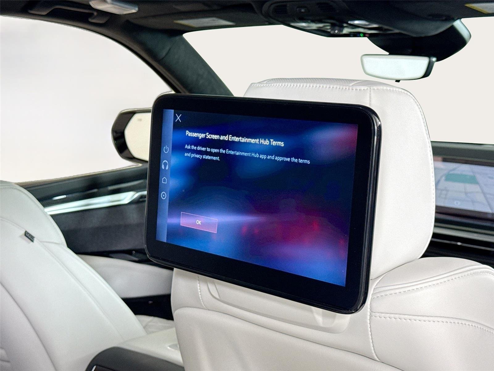 2025 Cadillac Escalade ESV V-Series photo 26