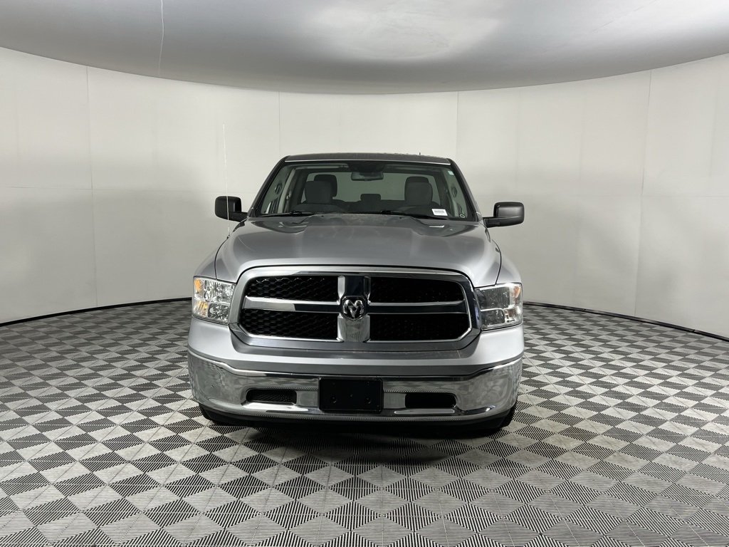 2021 Ram 1500 Classic Tradesman photo 3