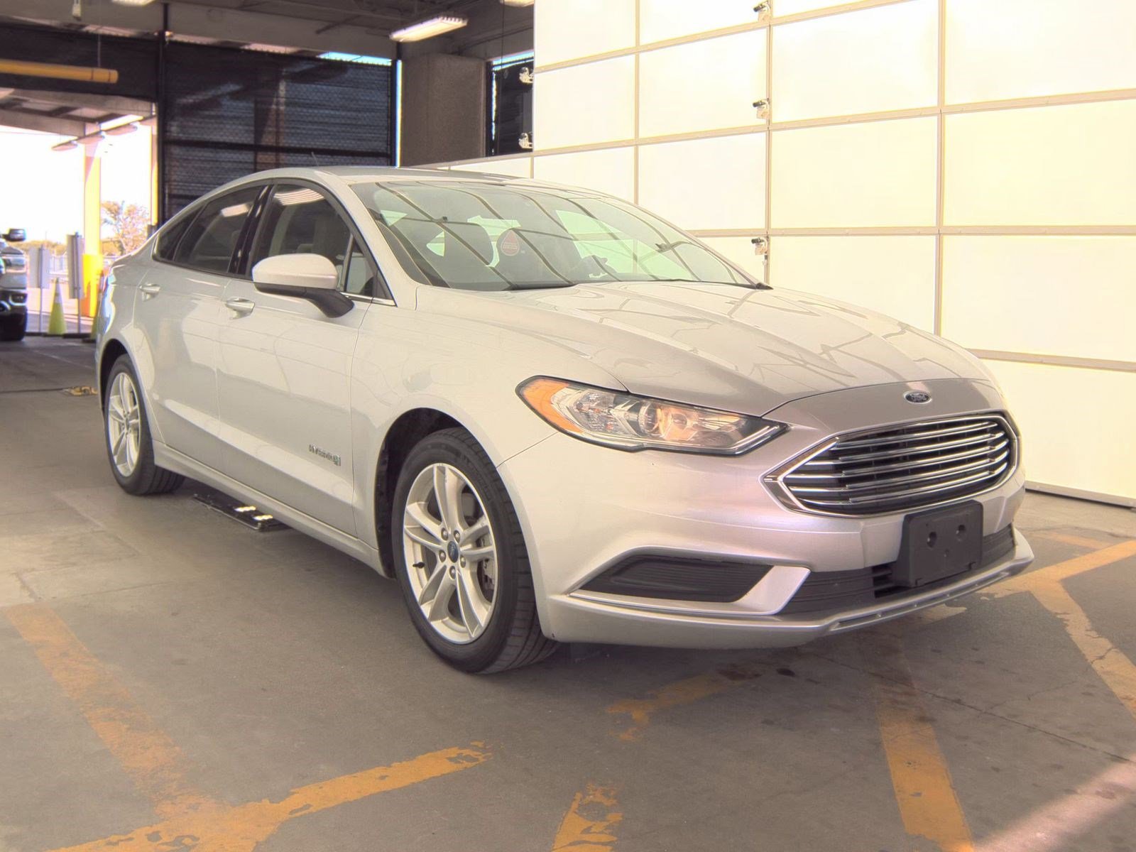 2018 Ford Fusion Hybrid S photo 4