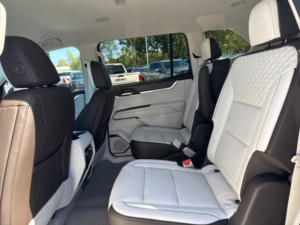 2025 Gmc Acadia Denali photo 11