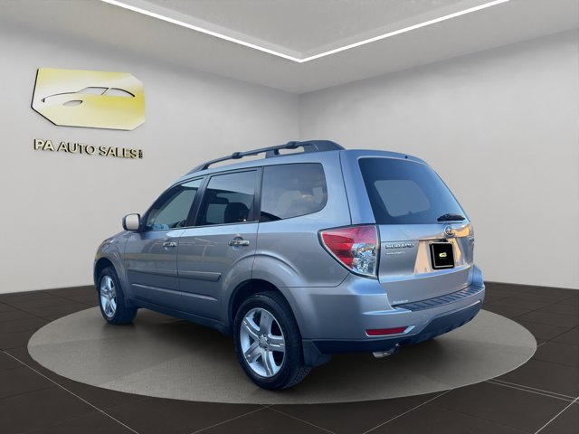 2010 Subaru Forester 2.5X Premium photo 3