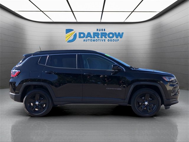 2022 Jeep Compass Latitude photo 3