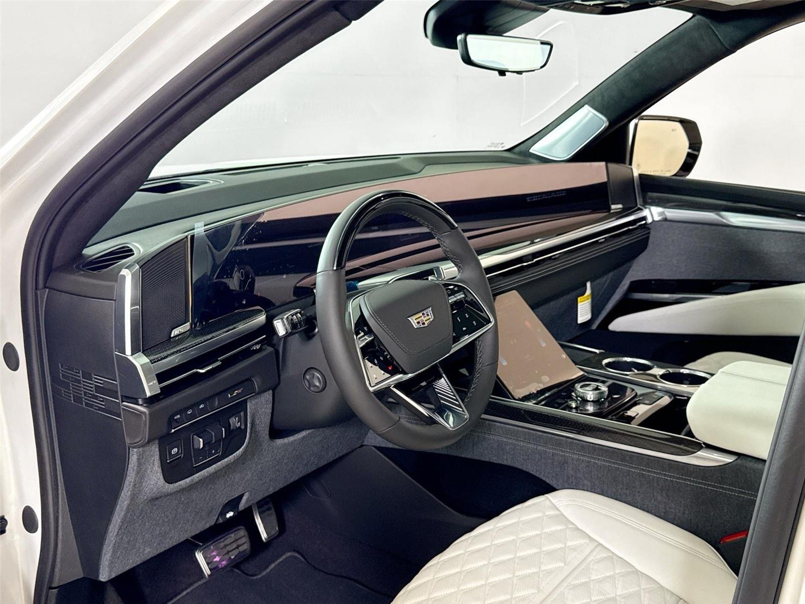2025 Cadillac Escalade ESV V-Series photo 13