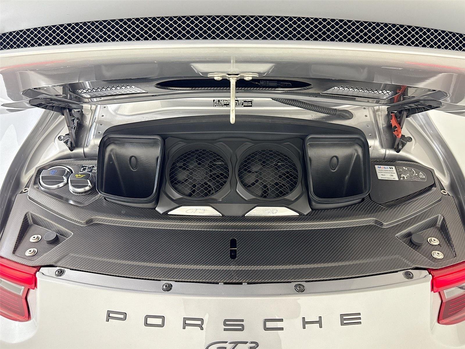 2018 Porsche 911 GT3 photo 24