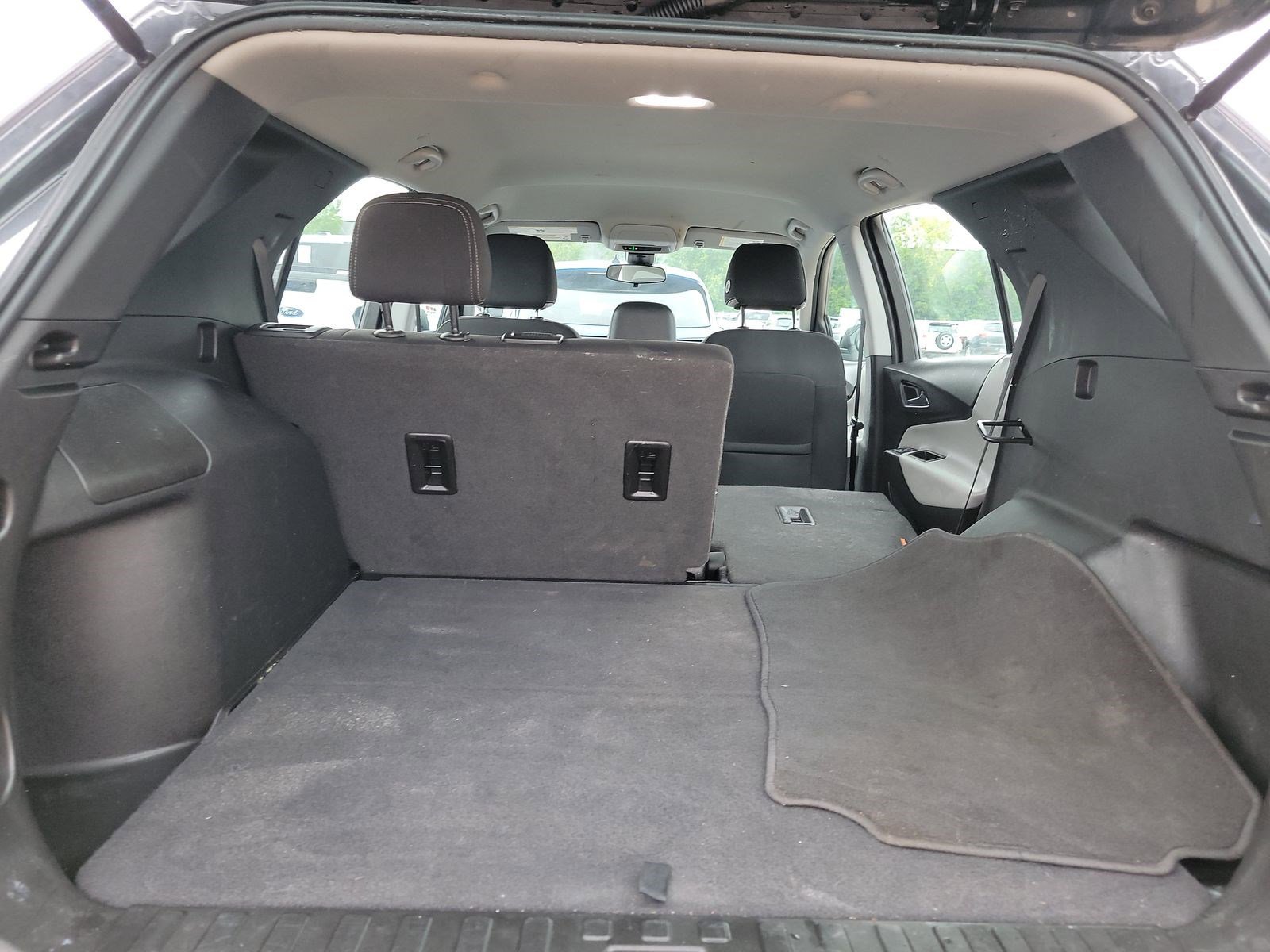 2021 Chevrolet Equinox LS photo 15