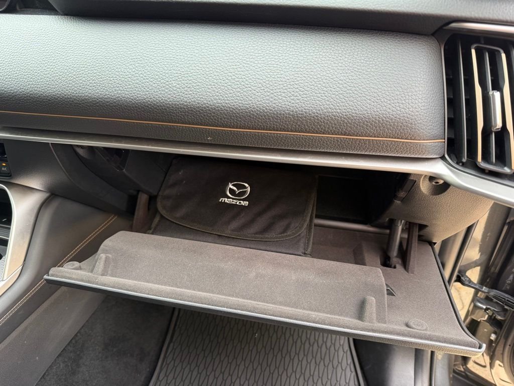 2024 Mazda CX-90 Premium photo 17