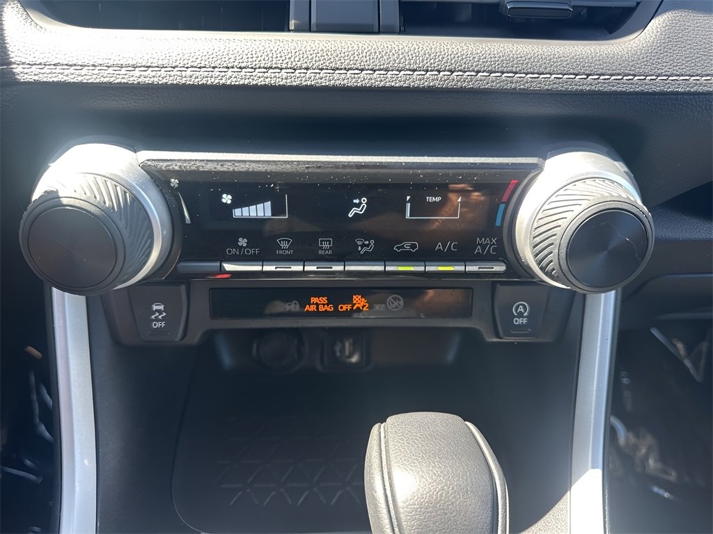 2024 Toyota RAV4 LE photo 15