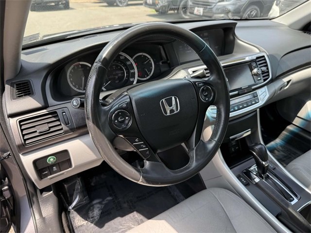 2015 Honda Accord EX-L photo 2