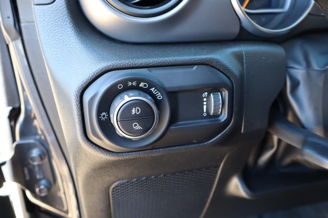2023 Jeep Gladiator Willys photo 11