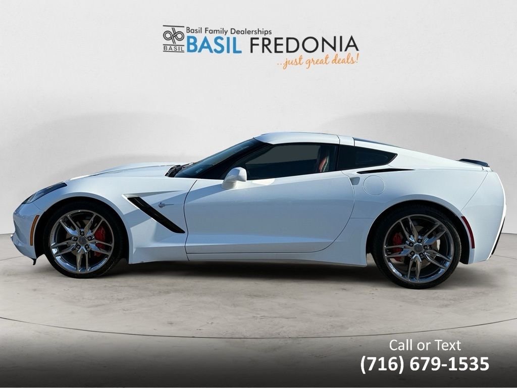2019 Chevrolet Corvette Stingray 1LT photo 2