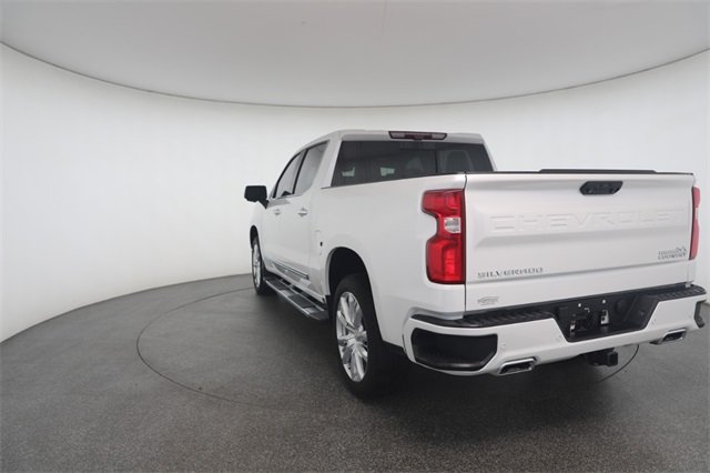 2023 Chevrolet Silverado 1500 High Country photo 9