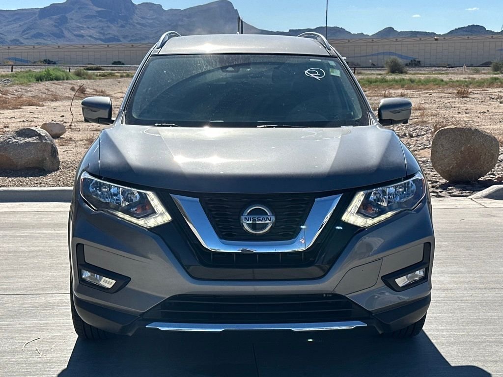 2019 Nissan Rogue SV photo 3