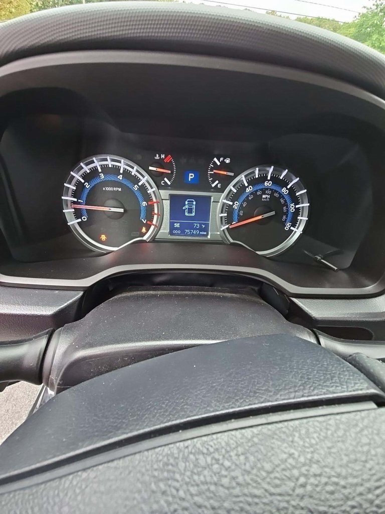 2016 Toyota 4Runner SR5 4WD photo 6