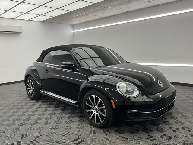 2014 Volkswagen Beetle TDI photo 2