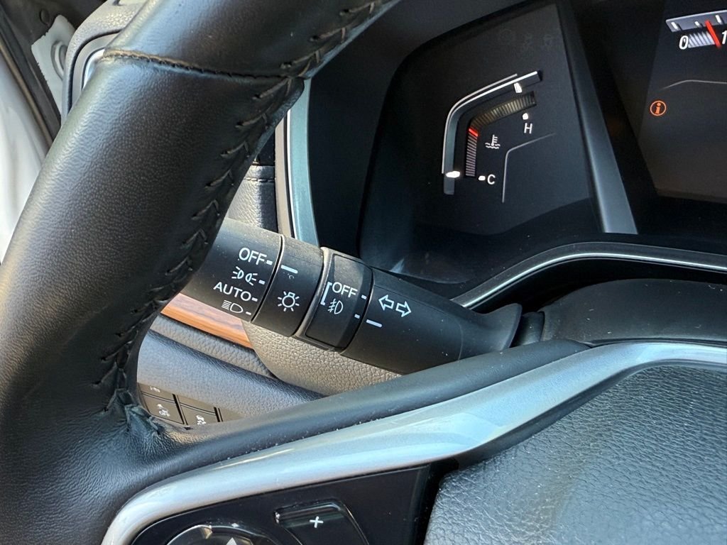 2020 Honda CR-V Touring photo 19
