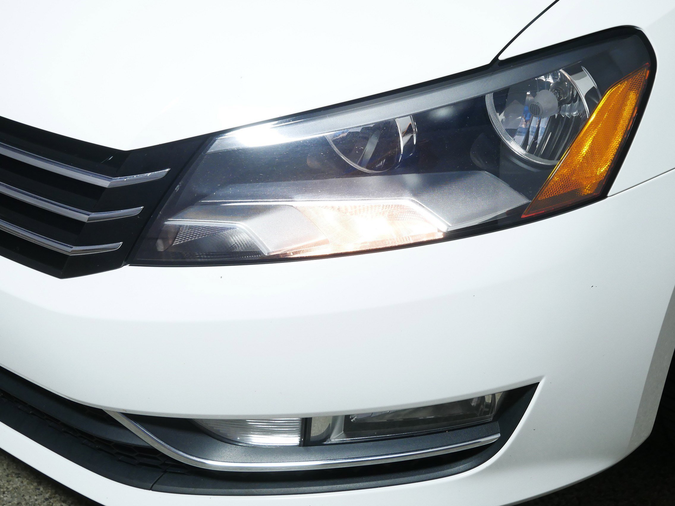 2015 Volkswagen Passat SE photo 15
