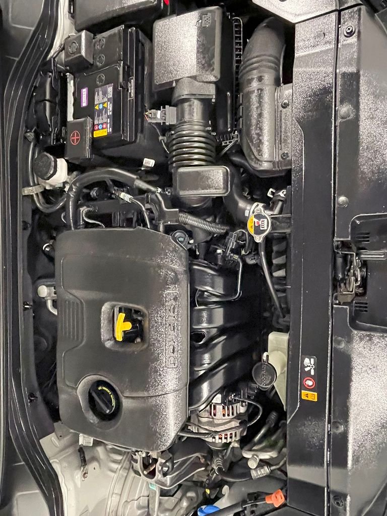 2020 Hyundai Elantra Value Edition photo 32
