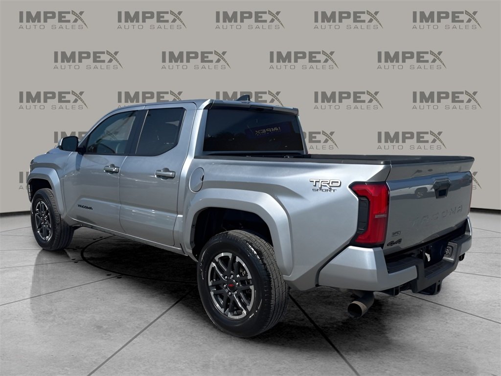 2025 Toyota Tacoma TRD Sport photo 3