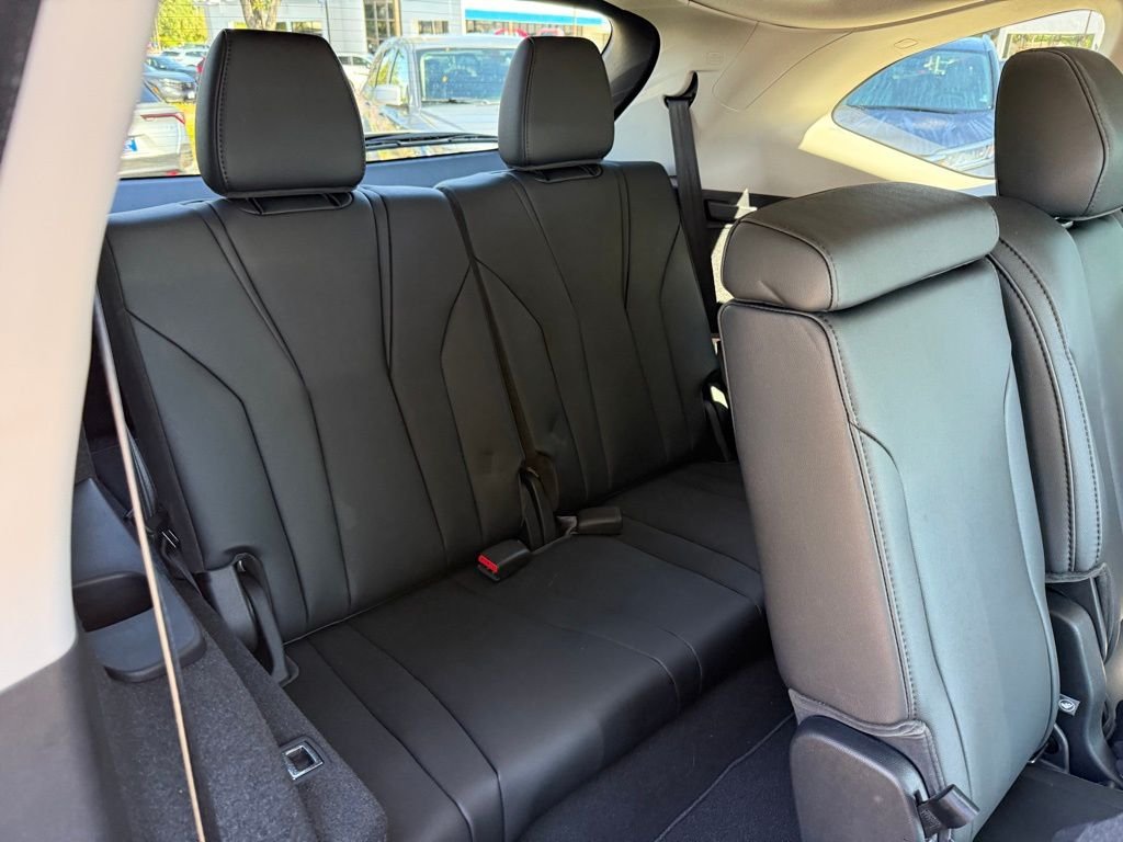 2025 Acura MDX Base photo 16