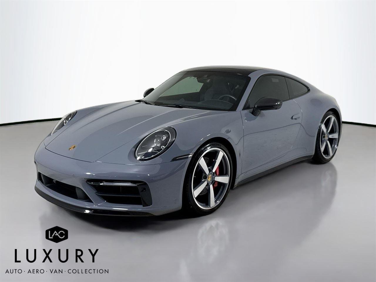 2023 Porsche 911 4S photo 8